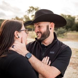 Meet your Posher, Troy